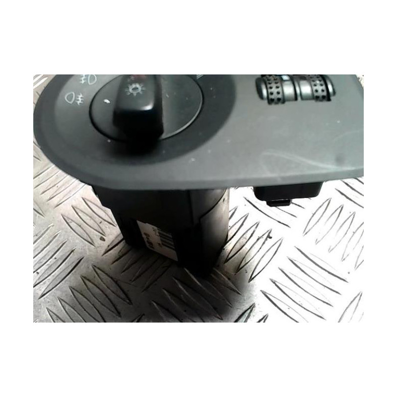 Commande de phare SEAT IBIZA 4 PHASE 1 d’occasion