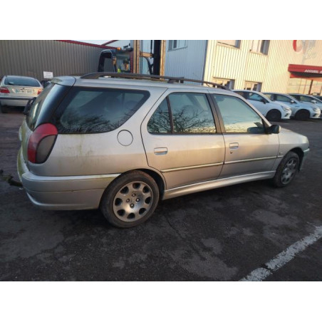 Face avant PEUGEOT 306 BREAK d’occasion