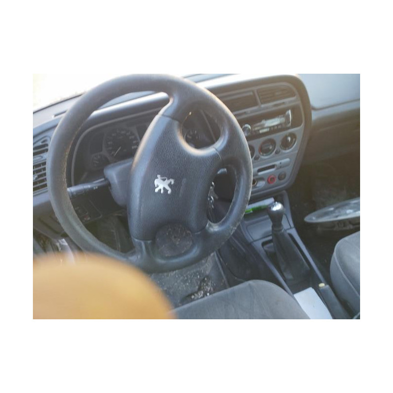 Face avant PEUGEOT 306 BREAK d’occasion