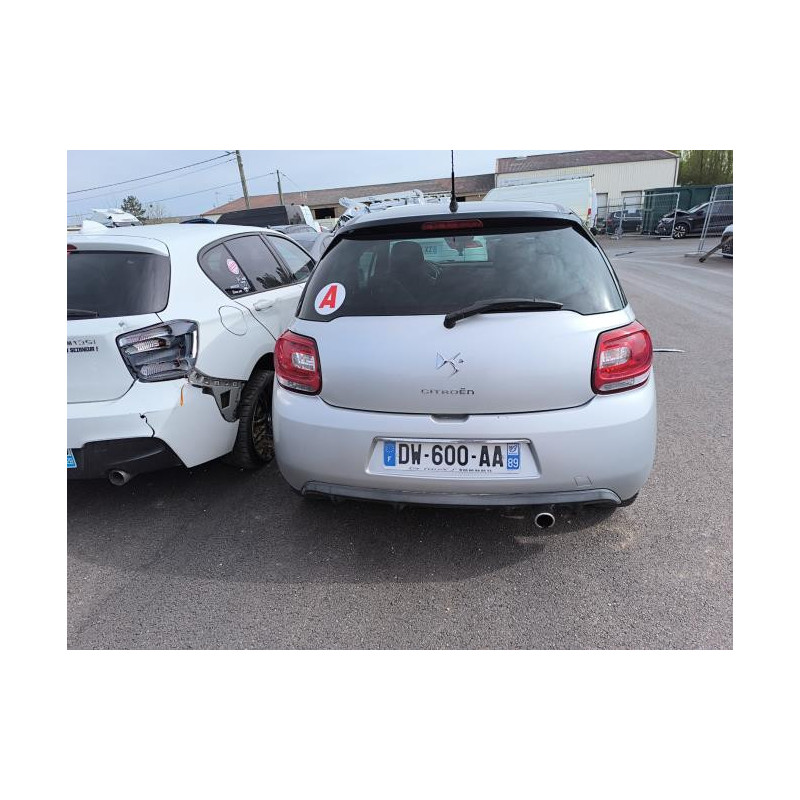 Baie de pare brise CITROEN DS3 PHASE 1 d’occasion