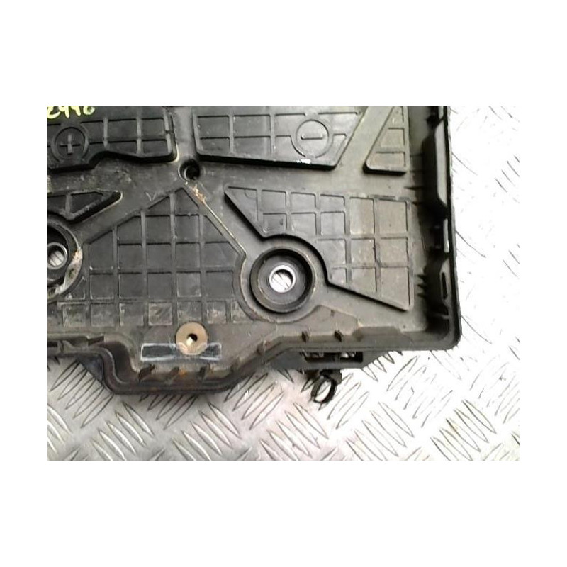 Coffre à batterie RENAULT CAPTUR 1 PHASE 2 d’occasion