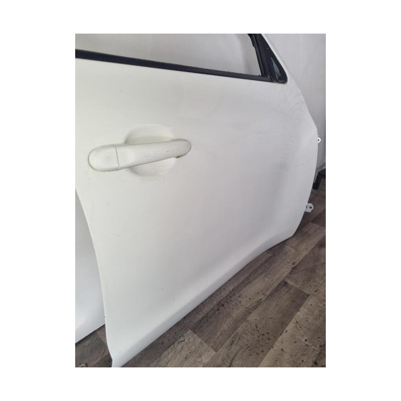 Porte avant droit NISSAN JUKE 1 PHASE 1 d’occasion