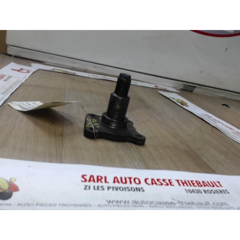 Fusee arriere FORD  d’occasion