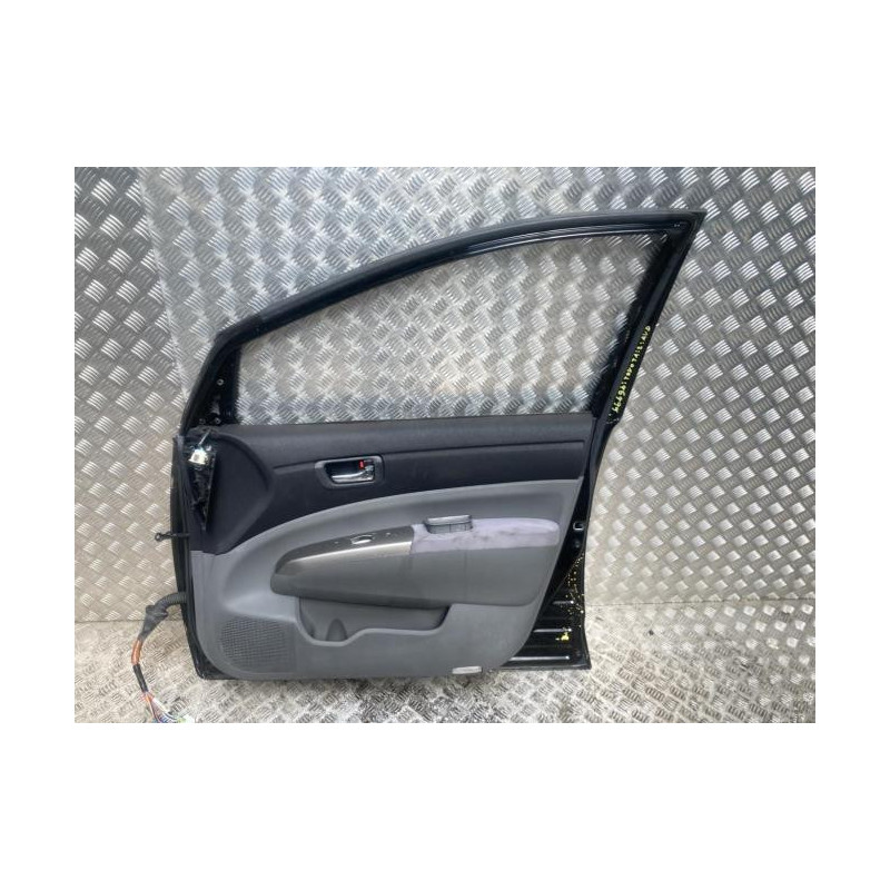 Porte avant droit TOYOTA PRIUS 2 d’occasion