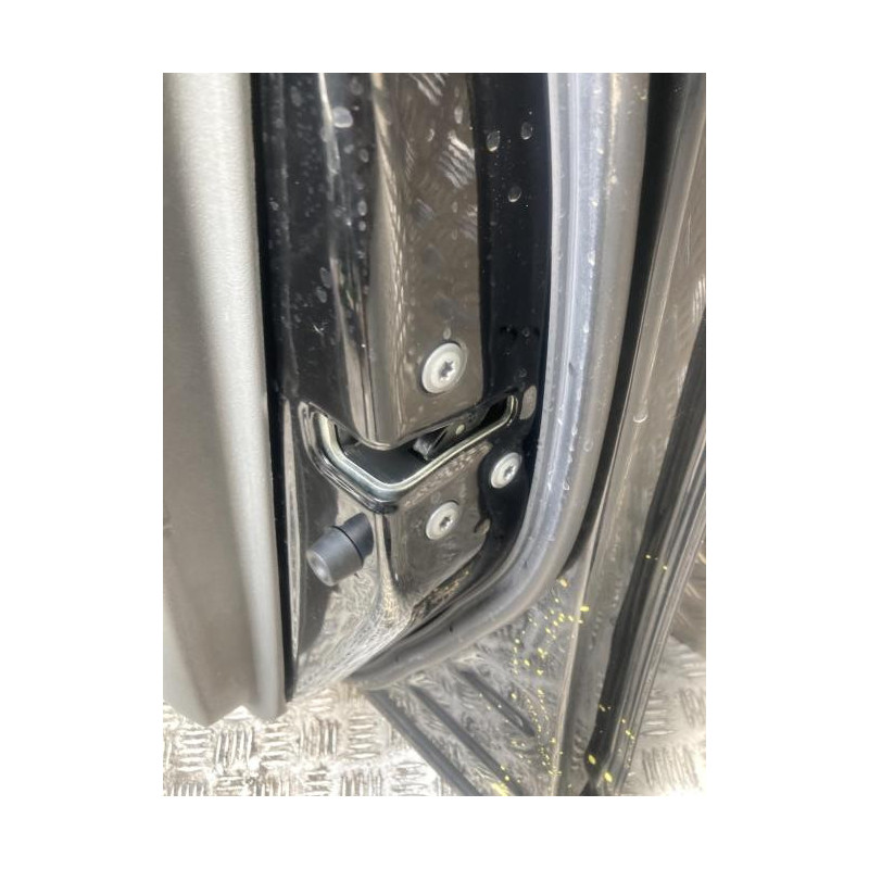 Porte avant droit TOYOTA PRIUS 2 d’occasion