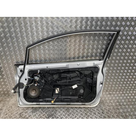 Porte avant droit FORD FIESTA 6 PHASE 1 d’occasion