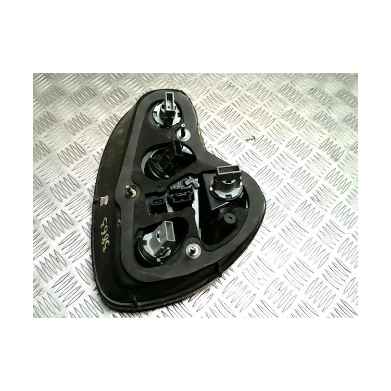 Feu arriere principal gauche (feux) FIAT MULTIPLA PHASE 1 d’occasion