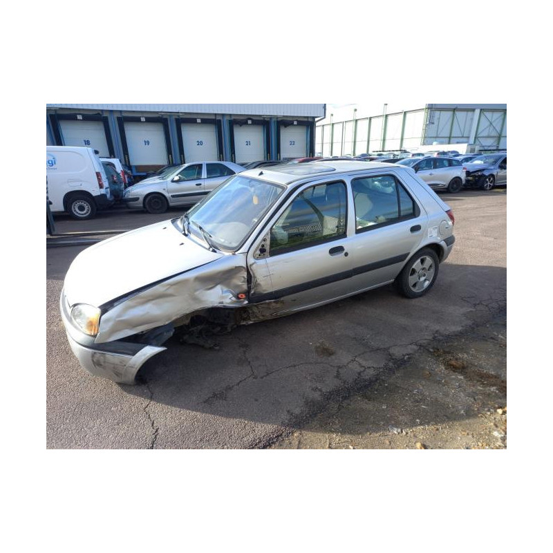 Platine feu arriere gauche FORD FIESTA 4 PHASE 2 d’occasion