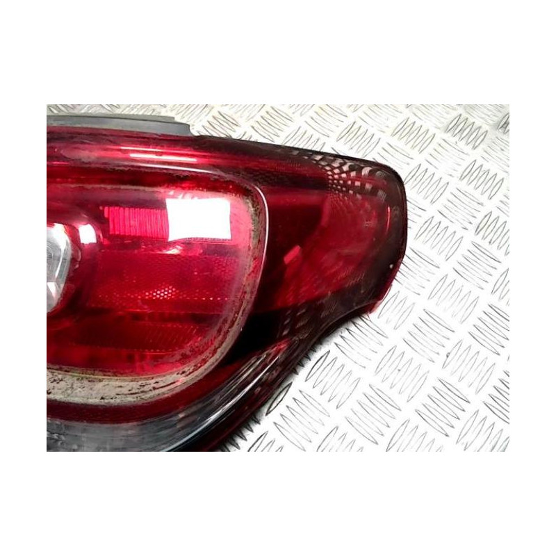 Feu arriere principal droit (feux) CITROEN DS3 PHASE 1 d’occasion