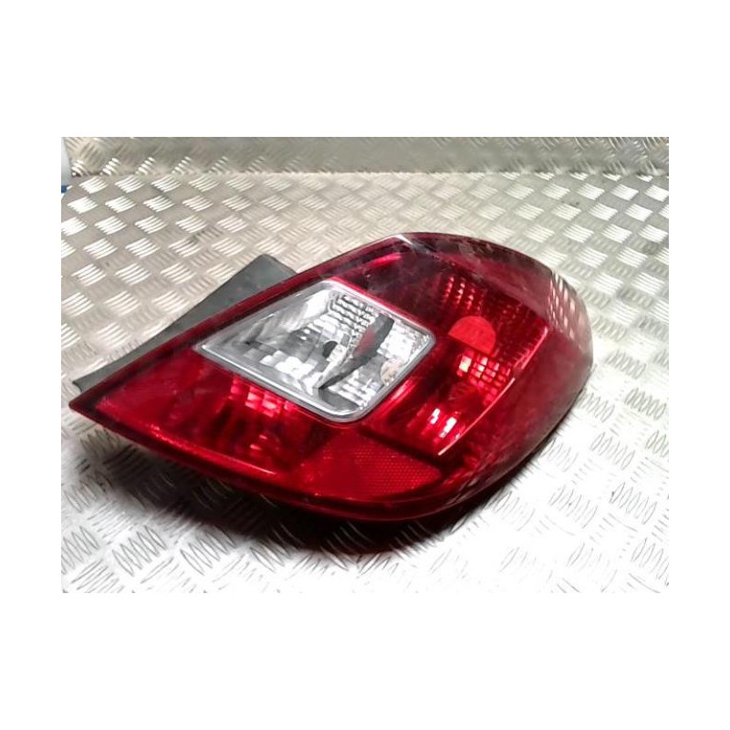 Feu arriere principal droit (feux) OPEL CORSA D PHASE 1 d’occasion