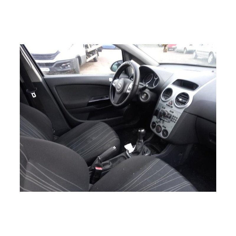Feu arriere principal droit (feux) OPEL CORSA D PHASE 1 d’occasion
