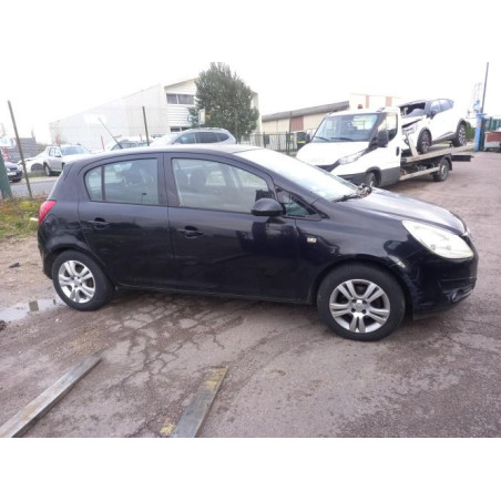 Feu arriere principal gauche (feux) OPEL CORSA D PHASE 1 d’occasion