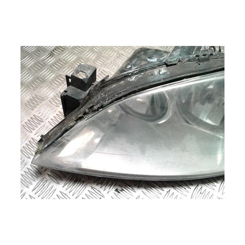Optique avant principal gauche (feux)(phare) FORD MONDEO 2 d’occasion