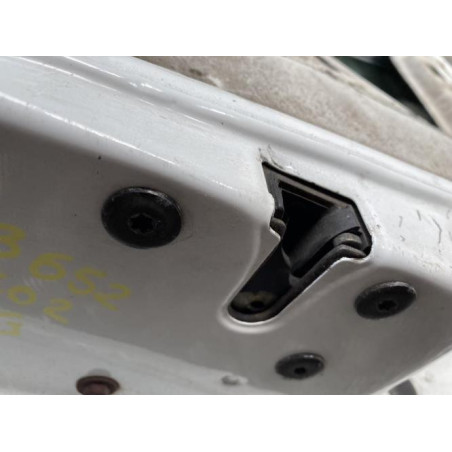 Porte avant gauche RENAULT CLIO 2 PHASE 2 d’occasion