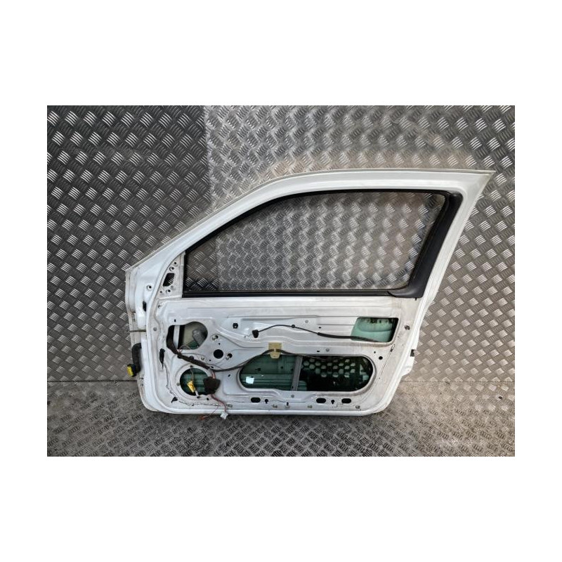 Porte avant droit RENAULT CLIO 2 PHASE 2 d’occasion