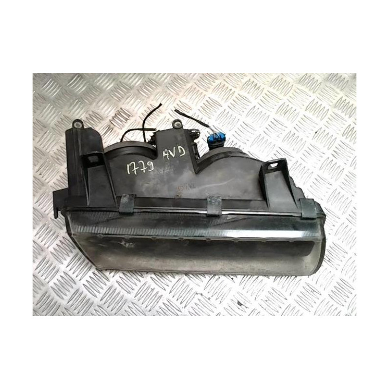 Optique avant principal droit (feux)(phare) BMW SERIE 3 E36 COMPACT d’occasion