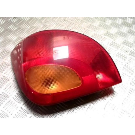 Feu arriere principal gauche (feux) FORD FIESTA 4 PHASE 1 d’occasion