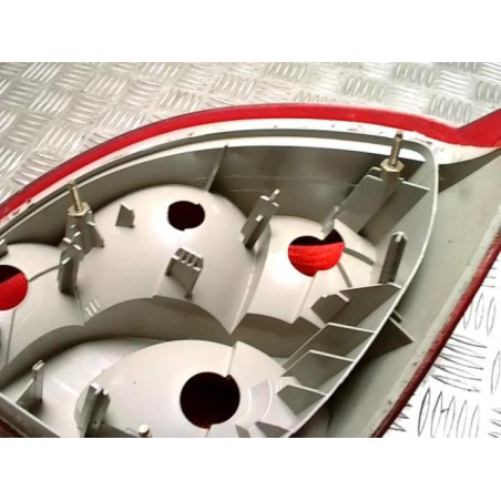 Feu arriere principal gauche (feux) FORD FIESTA 4 PHASE 1 d’occasion