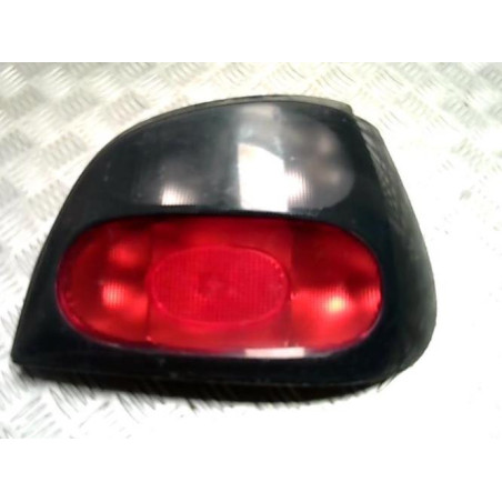 Feu arriere principal droit (feux) RENAULT MEGANE 1 PHASE 1 d’occasion