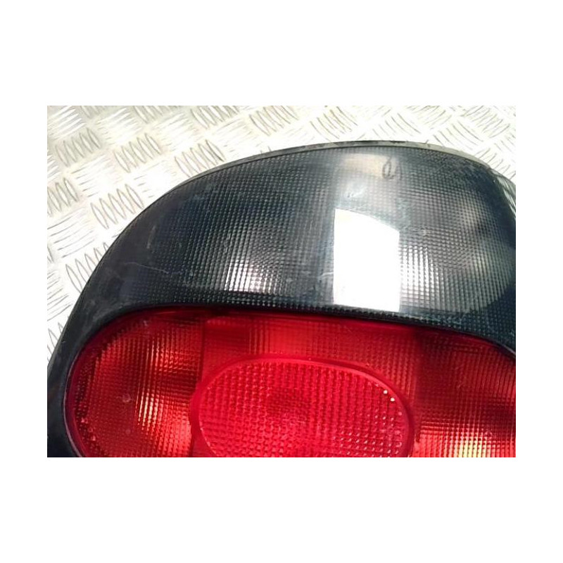 Feu arriere principal droit (feux) RENAULT MEGANE 1 PHASE 1 d’occasion