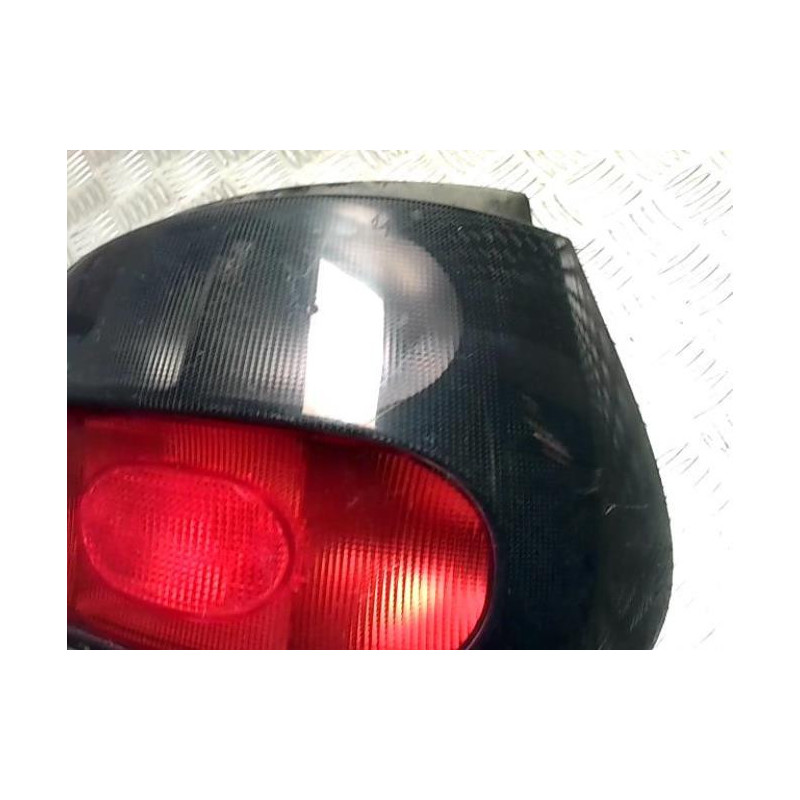 Feu arriere principal droit (feux) RENAULT MEGANE 1 PHASE 1 d’occasion