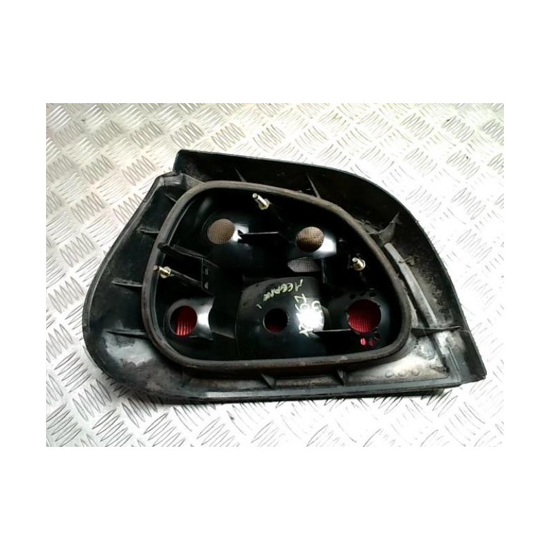 Feu arriere principal droit (feux) RENAULT MEGANE 1 PHASE 1 d’occasion