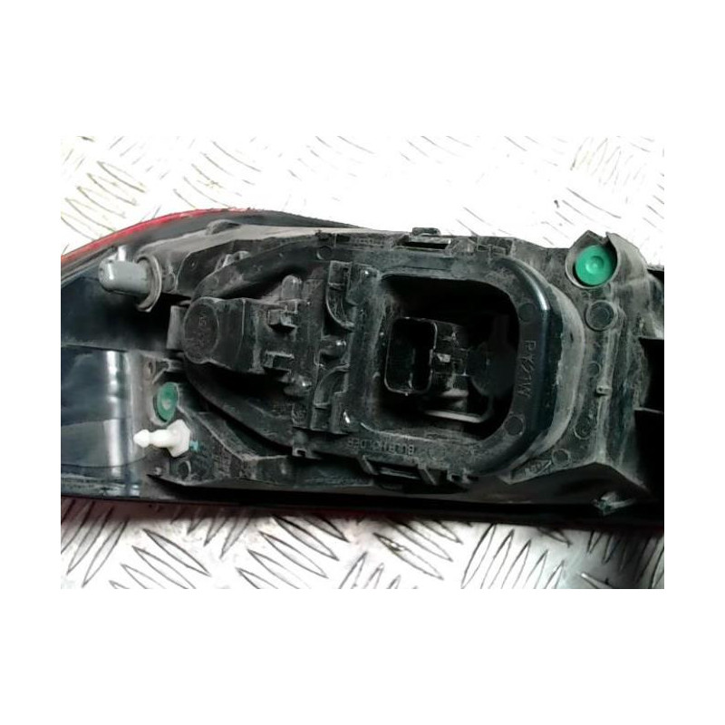 Feu arriere principal gauche (feux) RENAULT CLIO 4 PHASE 1 d’occasion