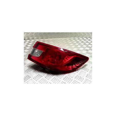 Feu arriere principal droit (feux) RENAULT CLIO 4 PHASE 1 d’occasion