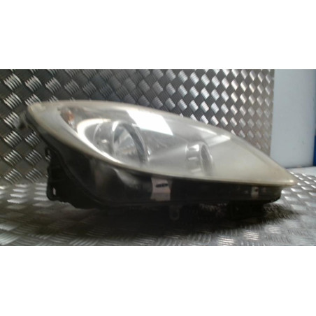 Optique avant principal droit (feux)(phare) OPEL CORSA D PHASE 1 d’occasion