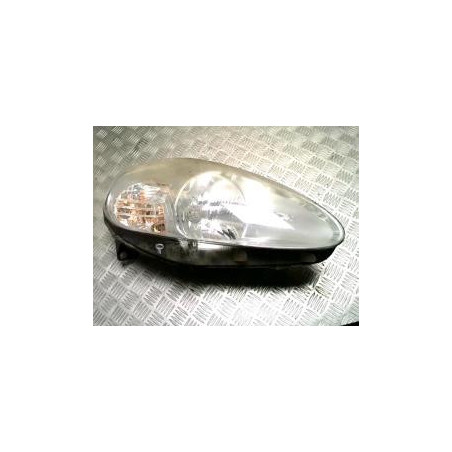 Optique avant principal gauche (feux)(phare) FIAT GRANDE PUNTO d’occasion