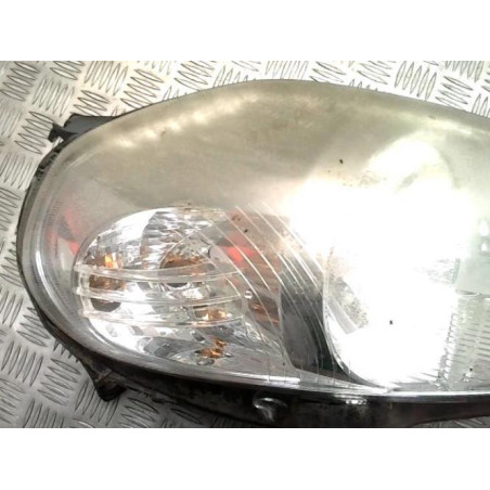 Optique avant principal gauche (feux)(phare) FIAT GRANDE PUNTO d’occasion