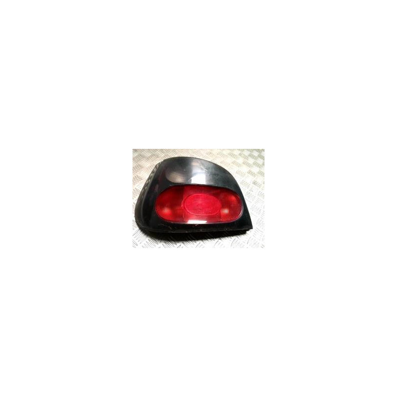 Feu arriere principal gauche (feux) RENAULT MEGANE 1 PHASE 1 d’occasion