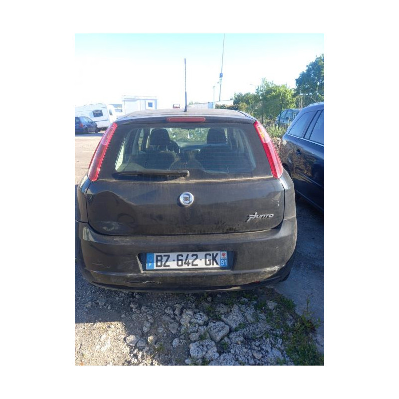 Feu arriere principal droit (feux) FIAT GRANDE PUNTO d’occasion