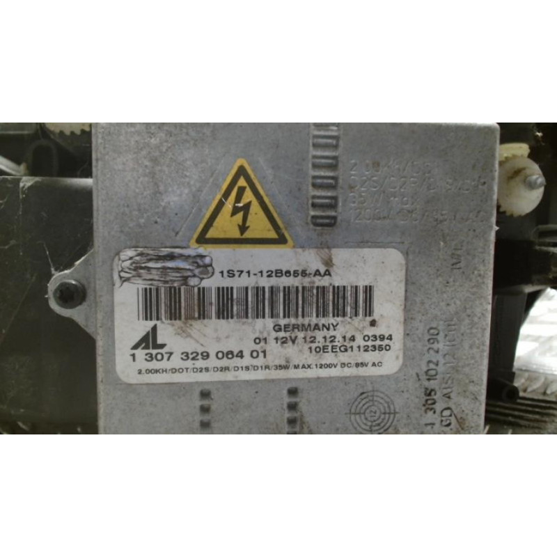Optique avant principal droit (feux)(phare) FORD MONDEO 2 d’occasion
