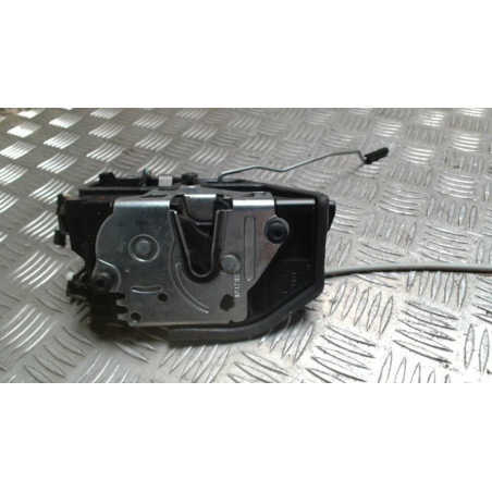 Serrure avant droit BMW SERIE 1 F20 PHASE 2 d’occasion