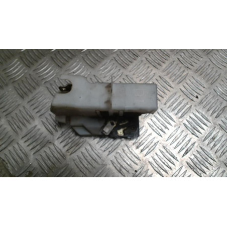 Serrure arriere droit RENAULT CLIO 2 PHASE 1 d’occasion