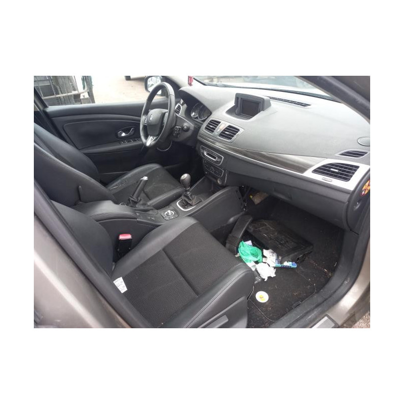 Ceinture avant gauche RENAULT MEGANE 3 PHASE 1 d’occasion