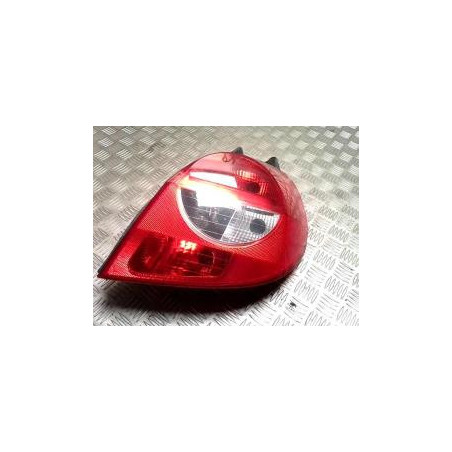 Feu arriere principal droit (feux) RENAULT CLIO 3 PHASE 1 d’occasion
