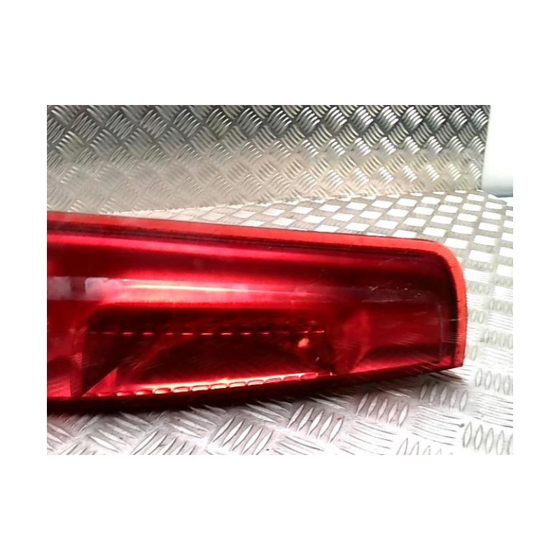 Feu arriere principal gauche (feux) FORD FIESTA 5 PHASE 1 d’occasion