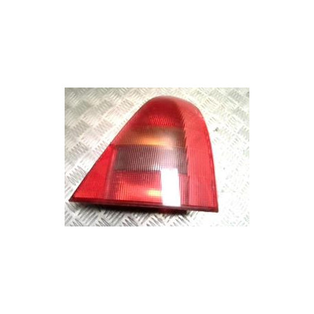 Feu arriere principal droit (feux) RENAULT CLIO 2 PHASE 1 d’occasion