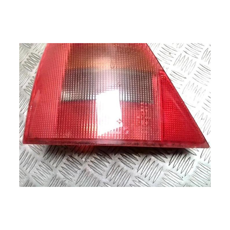 Feu arriere principal gauche (feux) RENAULT CLIO 2 PHASE 1 d’occasion