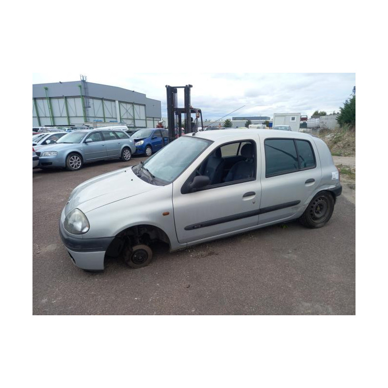 Feu arriere principal gauche (feux) RENAULT CLIO 2 PHASE 1 d’occasion