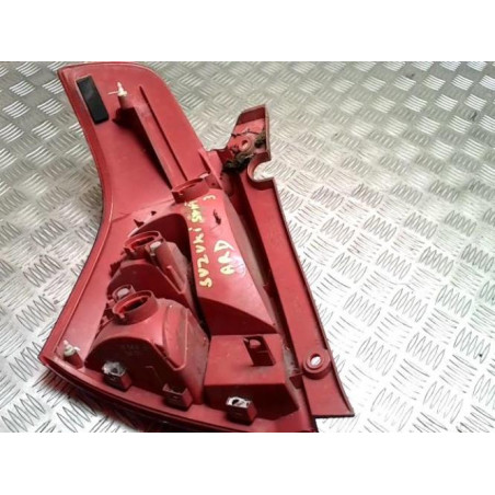 Feu arriere principal droit (feux) SUZUKI SWIFT 3 d’occasion
