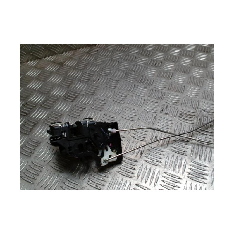 Serrure arriere droit DACIA SANDERO 2 PHASE 2 d’occasion