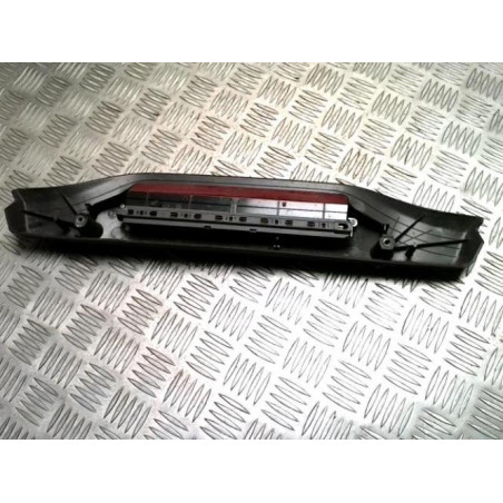 Feu arriere stop central FIAT PUNTO 2 PHASE 1 d’occasion