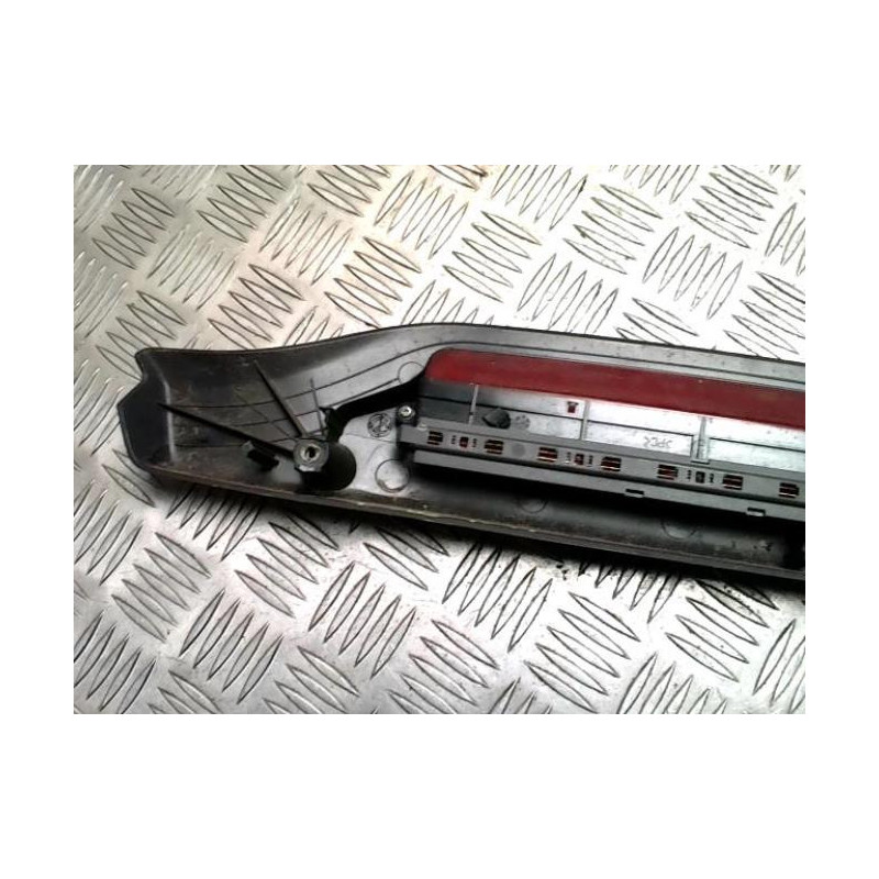 Feu arriere stop central FIAT PUNTO 2 PHASE 1 d’occasion