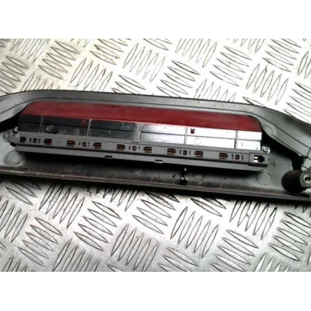 Feu arriere stop central FIAT PUNTO 2 PHASE 1 d’occasion