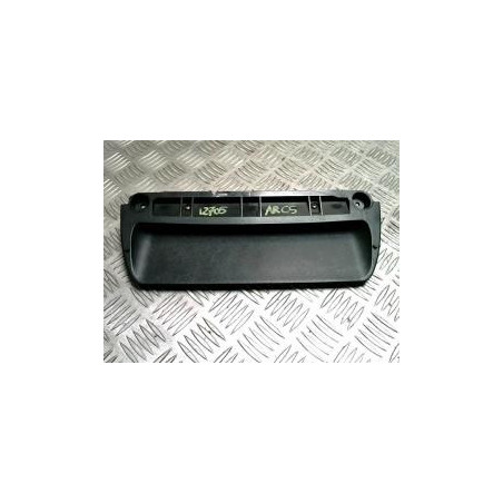 Feu arriere stop central CITROEN C5 1 PHASE 2 d’occasion