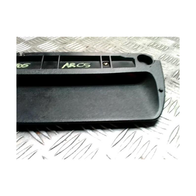 Feu arriere stop central CITROEN C5 1 PHASE 2 d’occasion