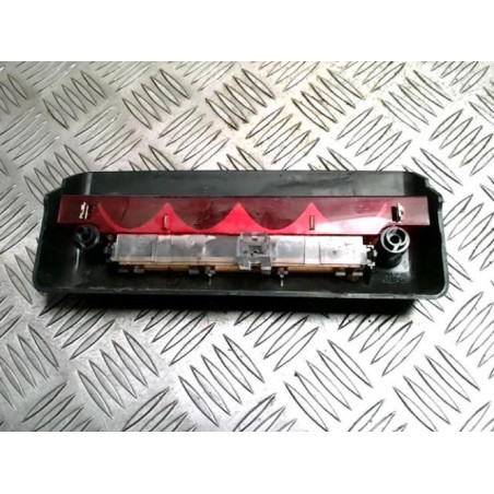 Feu arriere stop central CITROEN C2 PHASE 1 d’occasion